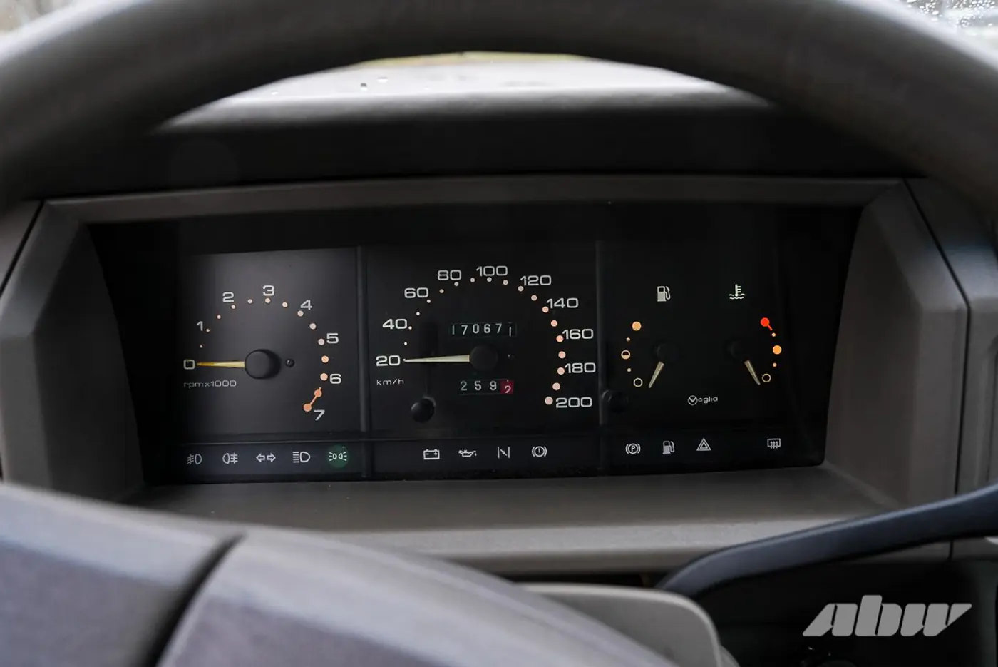 «Porsche для студента»: история владения SEAT Ibiza I, которая погружает в 90-е