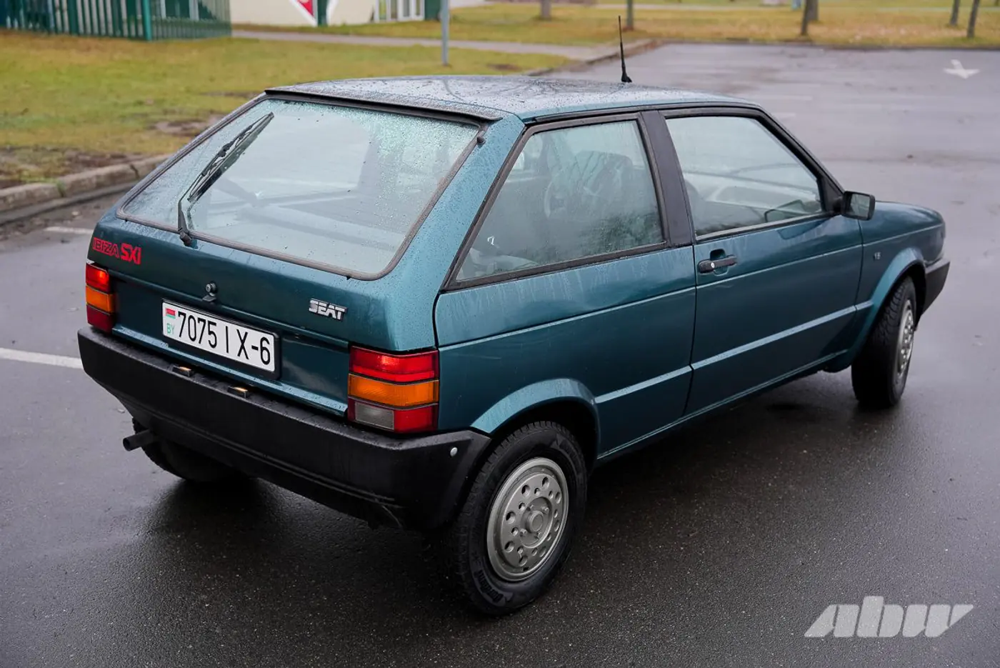 «Porsche для студента»: история владения SEAT Ibiza I, которая погружает в 90-е
