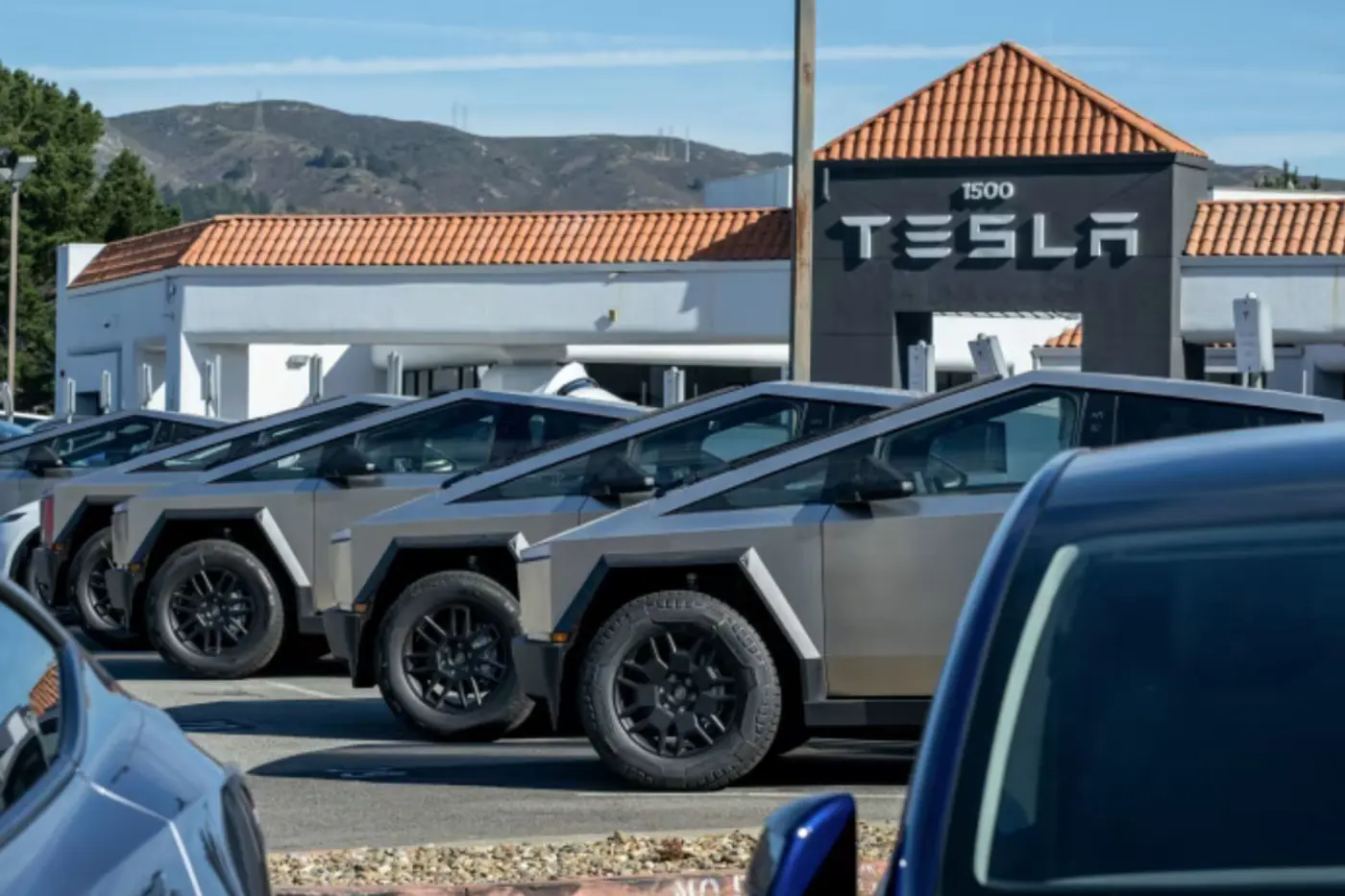 Tesla ускоряет отказ от китайских запчастей и меняет цепочки поставок
