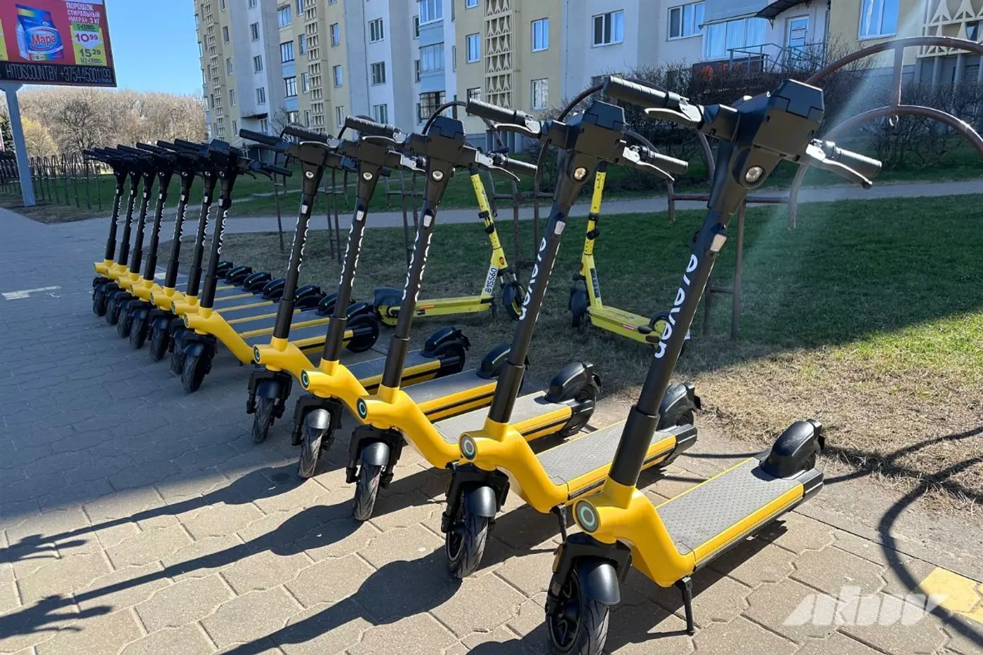 Где хранить электросамокат и велосипед зимой: советы для тех, кому негде их поставить