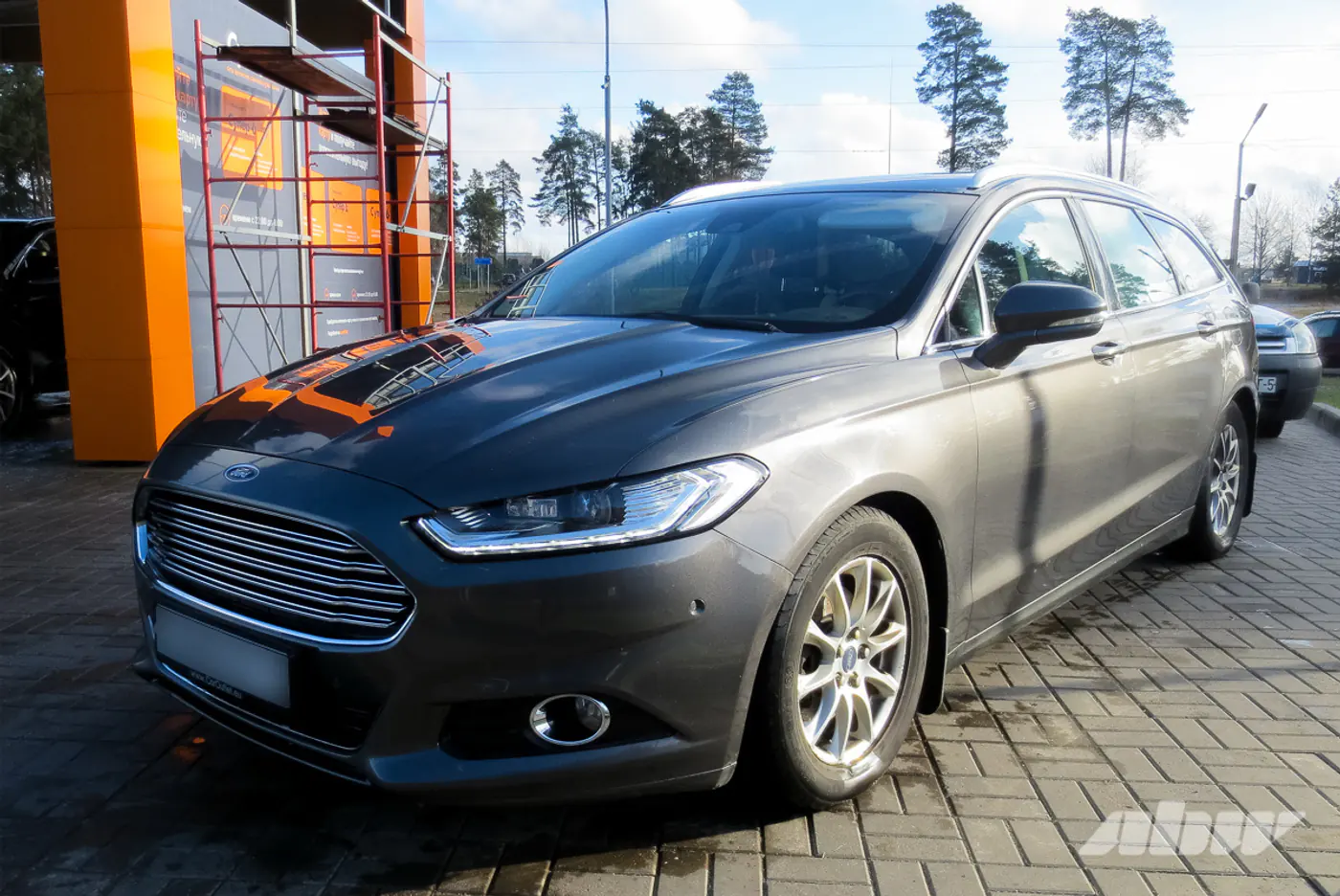 «Скорость и комфорт – это Ford»: мнение владельца Ford Mondeo