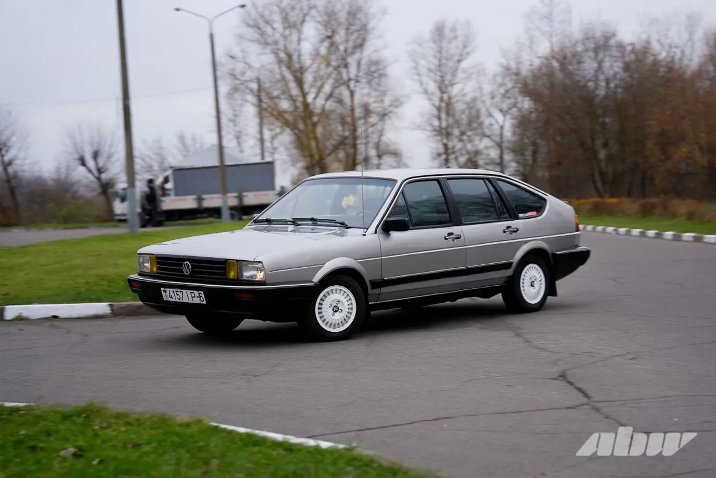«Он похож на DeLorean»: семейная история восстановления Passat B2