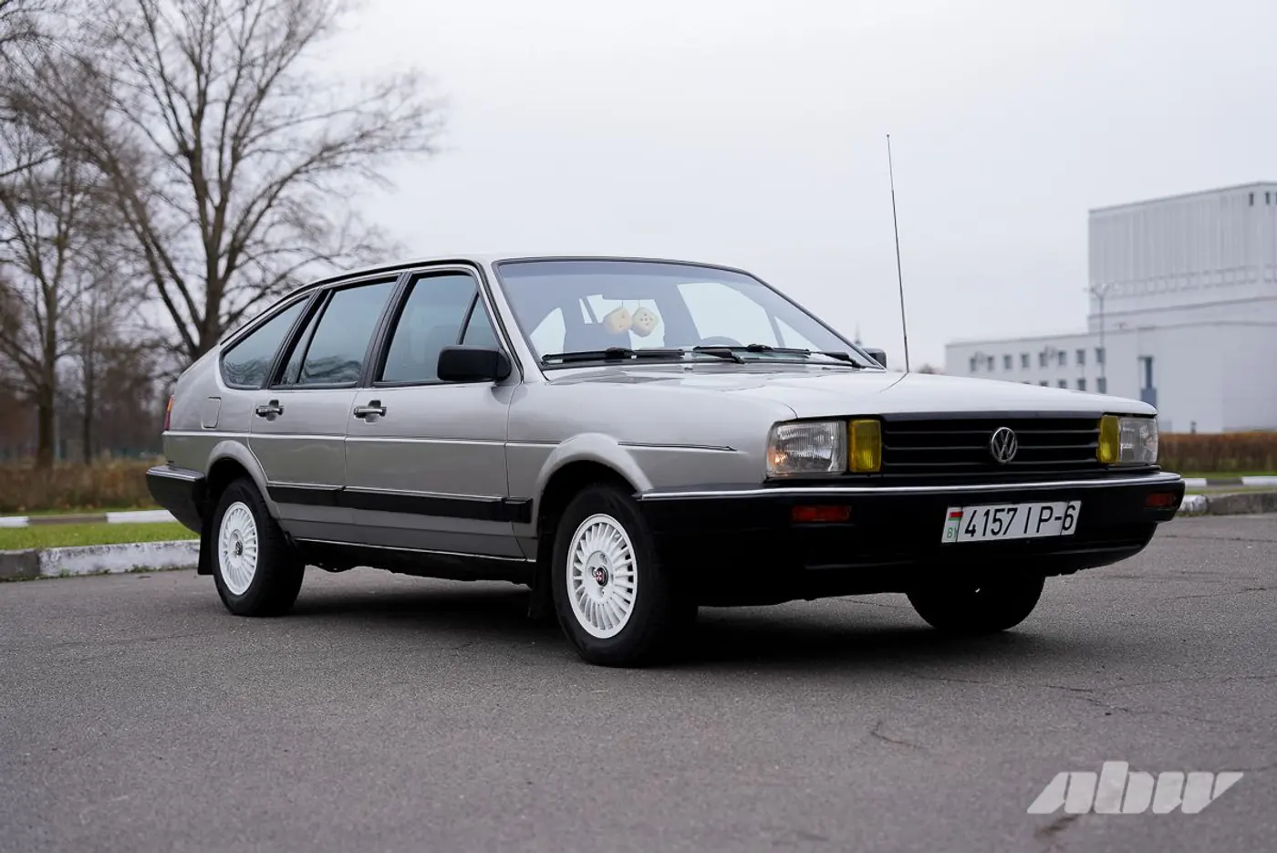 «Он похож на DeLorean»: семейная история восстановления Passat B2