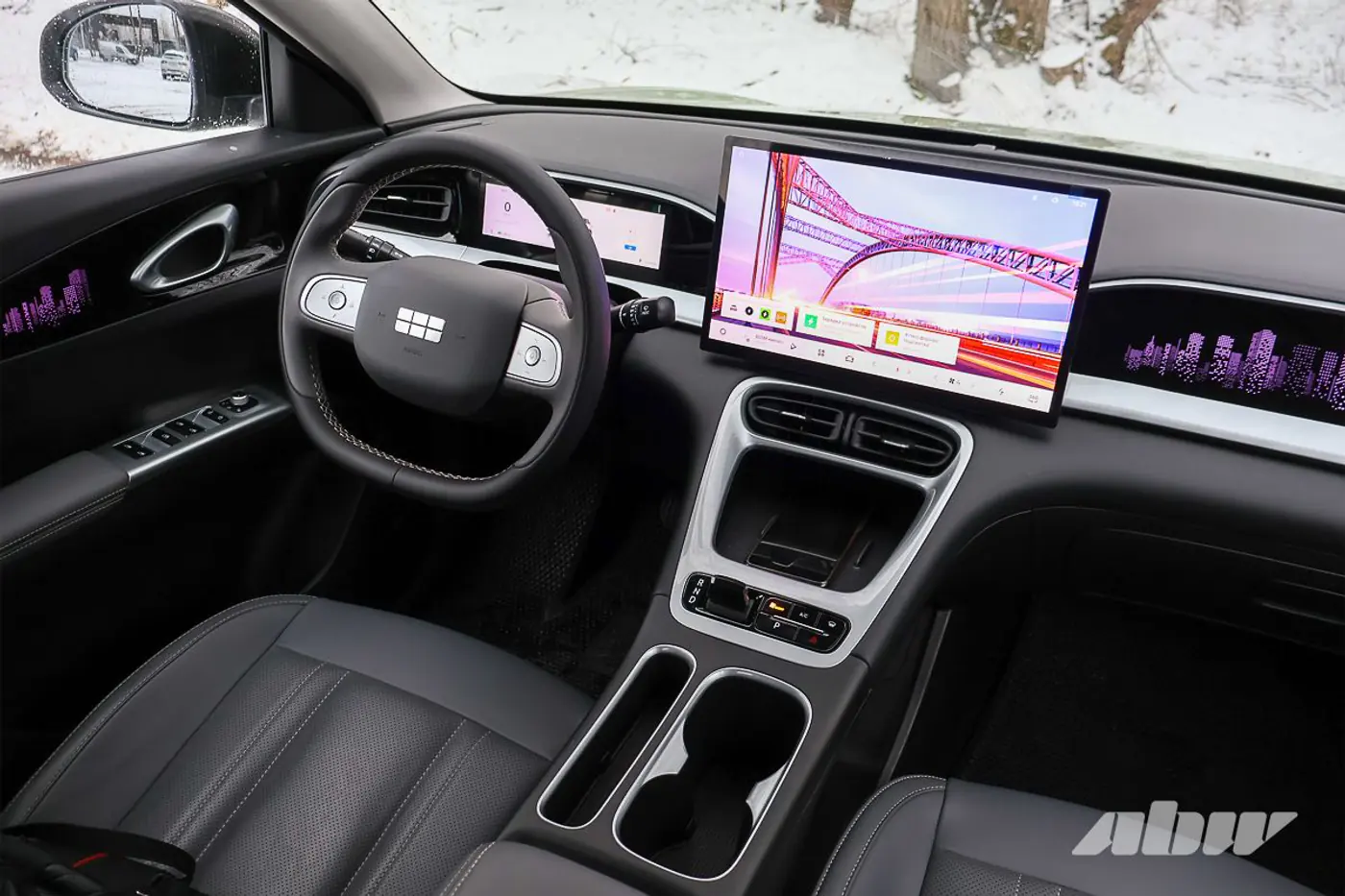 Хит китайского рынка в белорусских реалиях: тест-драйв Geely EX2