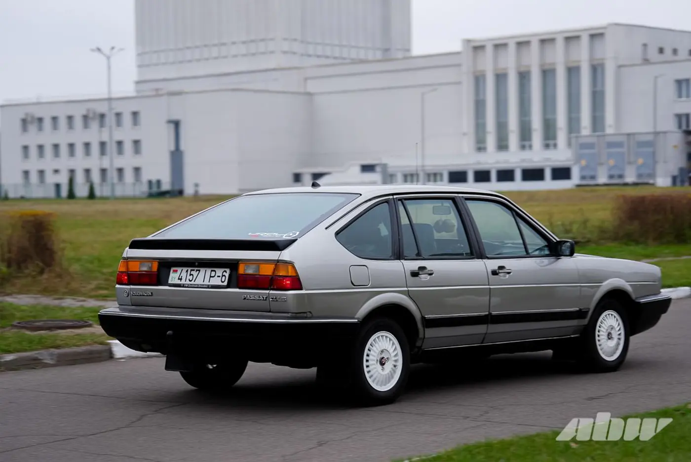 «Он похож на DeLorean»: семейная история восстановления Passat B2