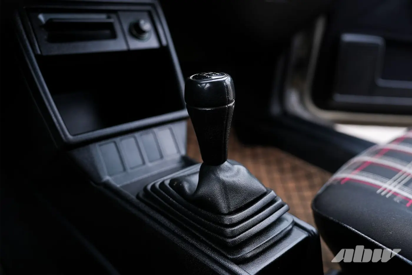 «Он похож на DeLorean»: семейная история восстановления Passat B2