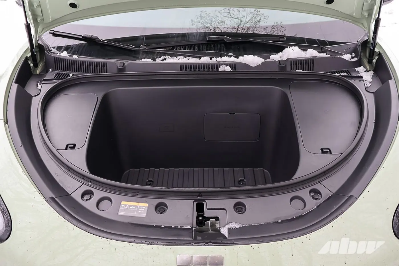 Хит китайского рынка в белорусских реалиях: тест-драйв Geely EX2