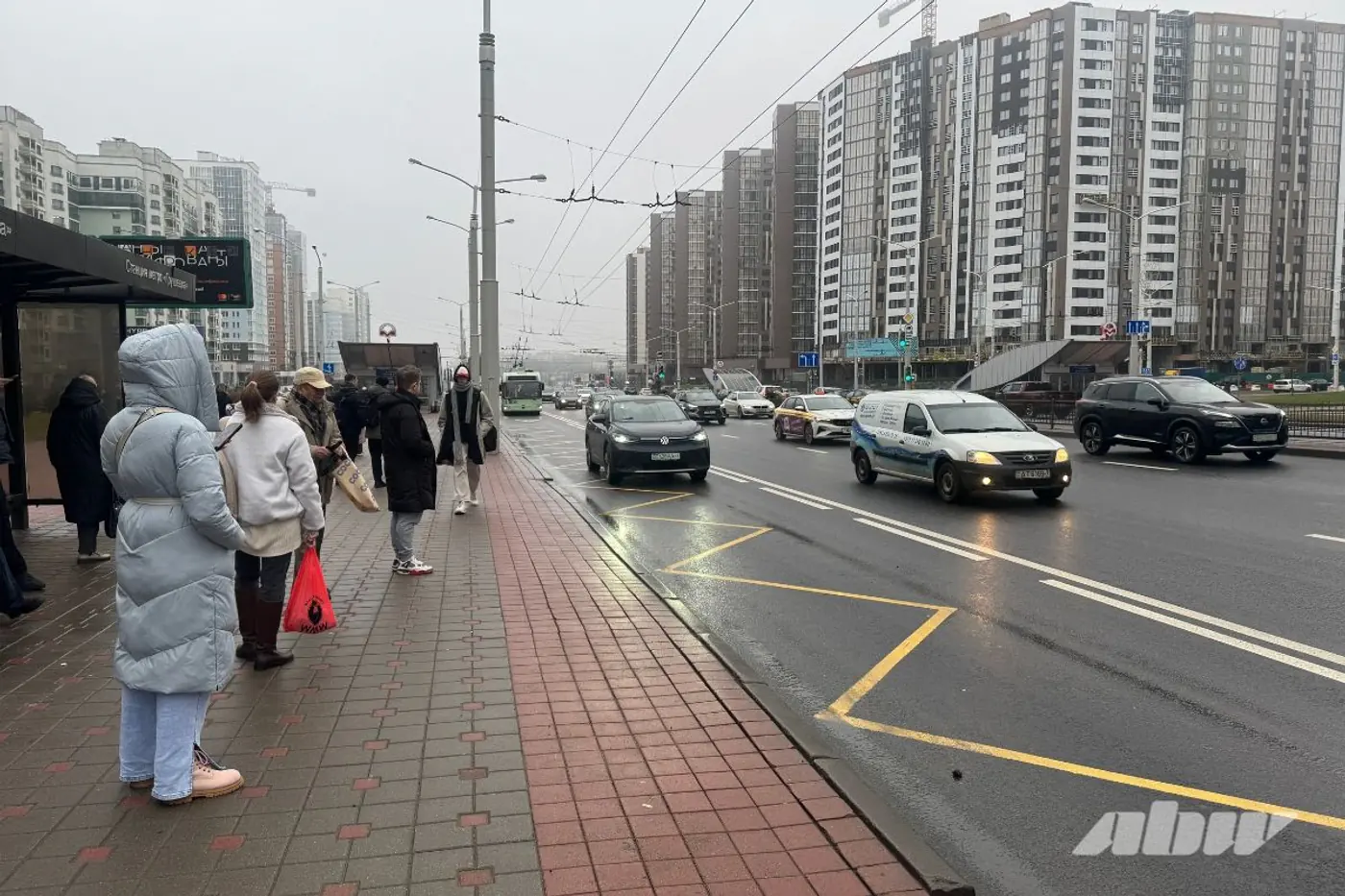 Прикинуться «электричкой»: полоса общественного транспорта глазами участников дорожного движения
