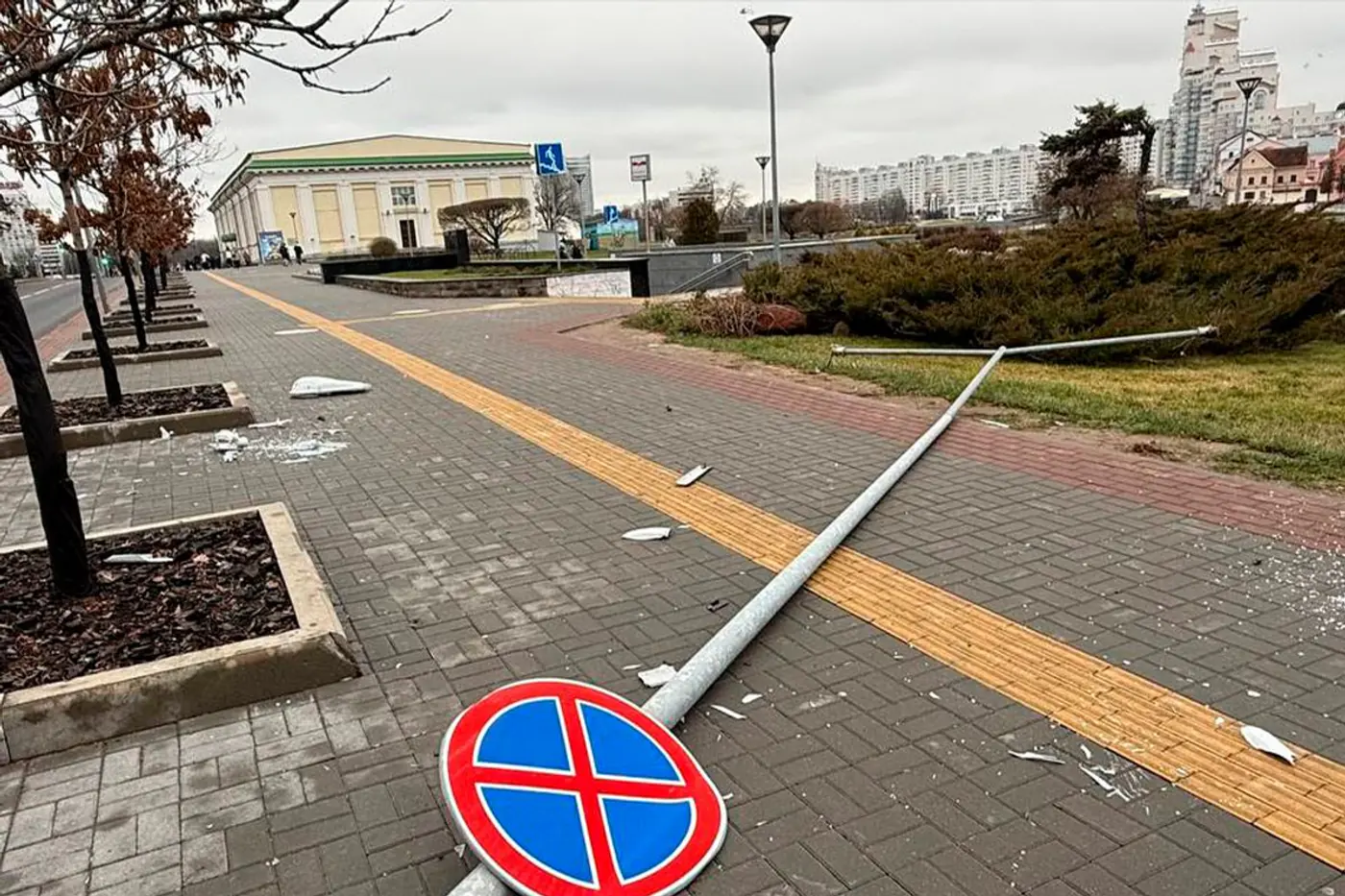 Водитель BYD не учла дорожные условия и попала в аварию