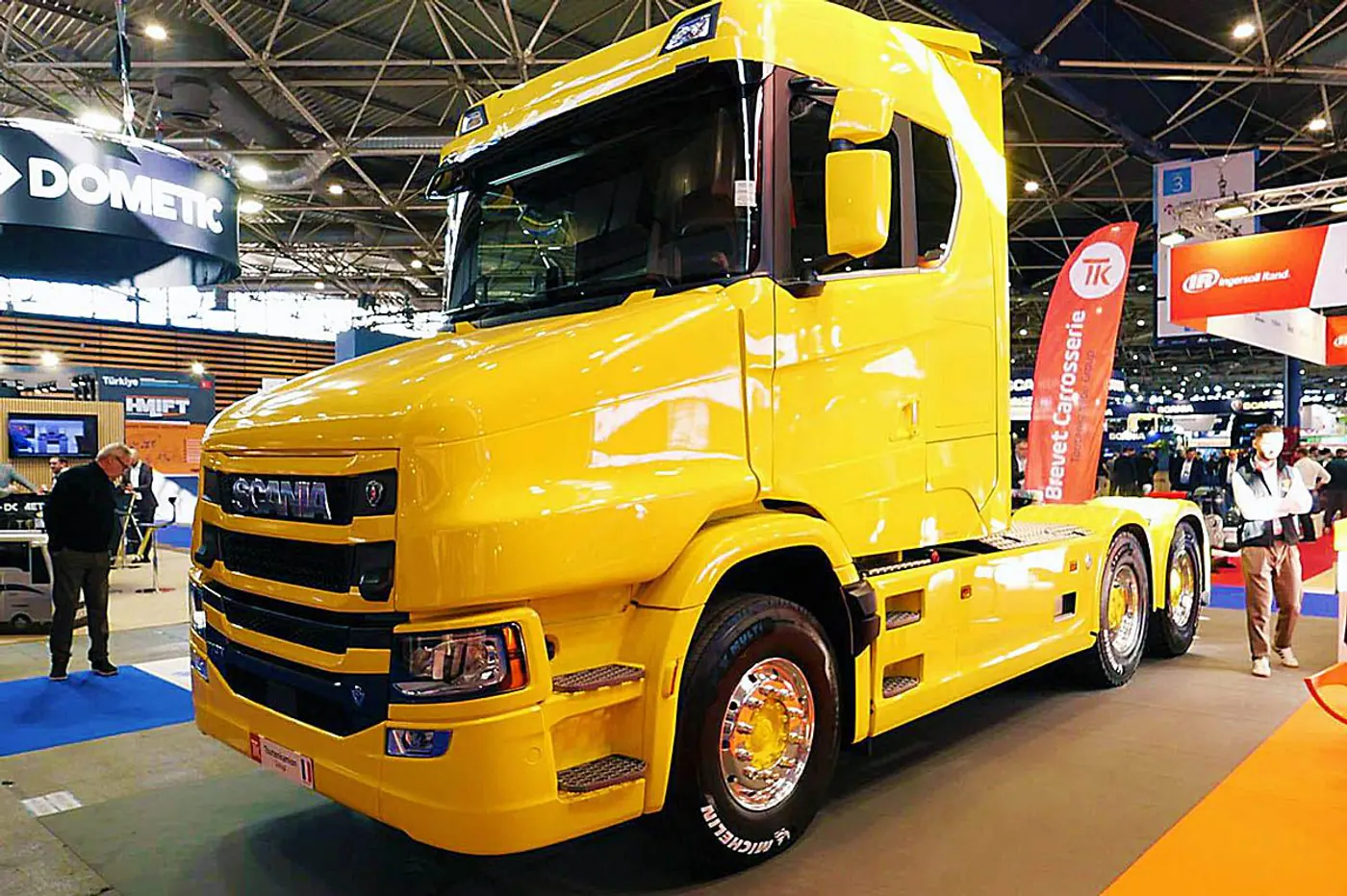 Европейский комтранс: что показали на выставке Solutrans-2025