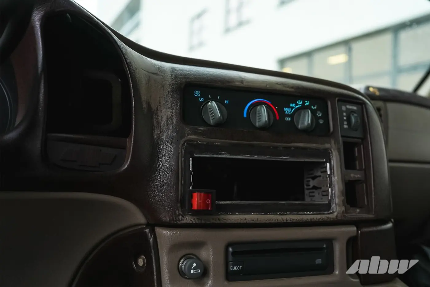«Мне нравится в этом автомобиле всё!»: вторая жизнь редкого Chevrolet Astro Van