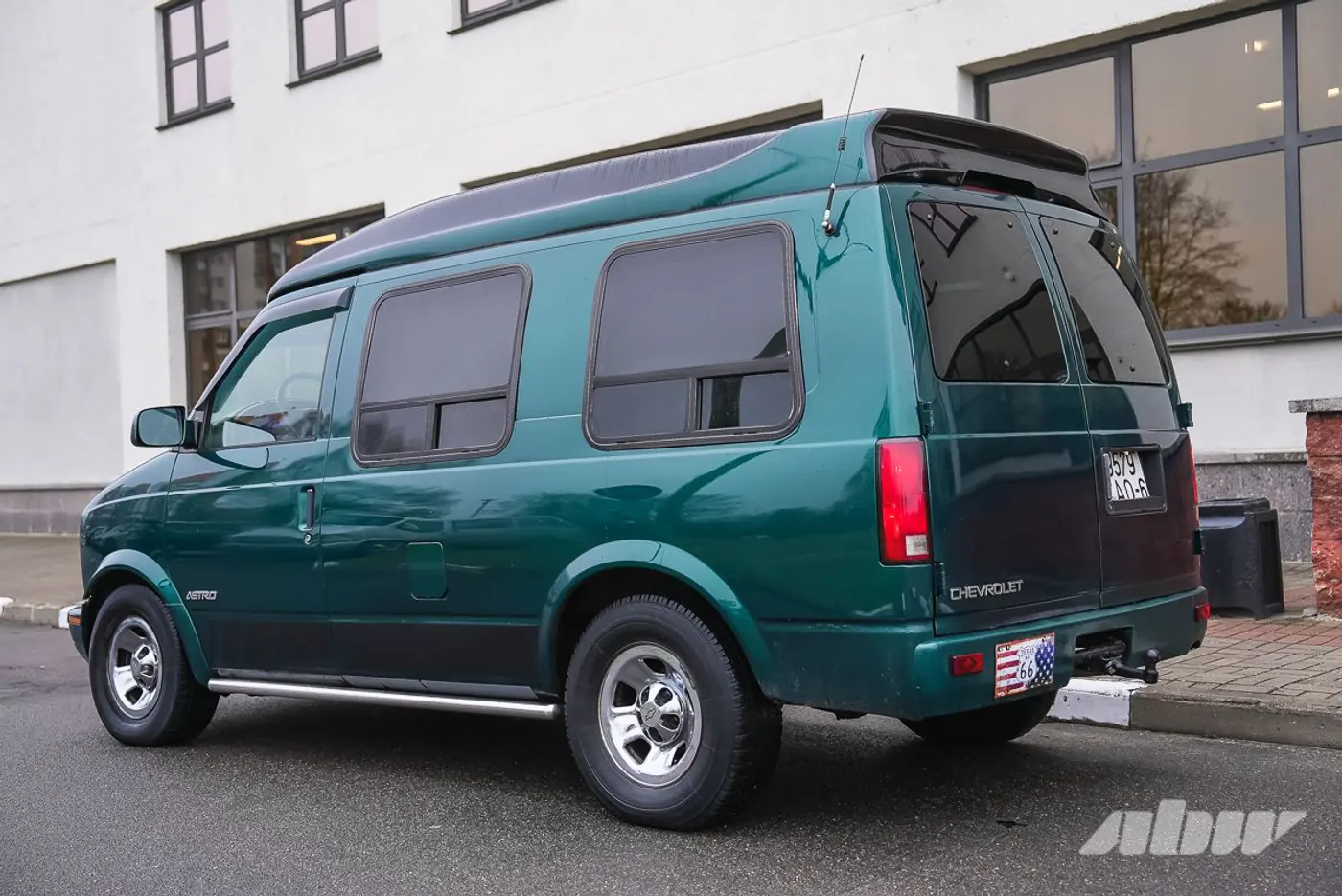 «Мне нравится в этом автомобиле всё!»: вторая жизнь редкого Chevrolet Astro Van