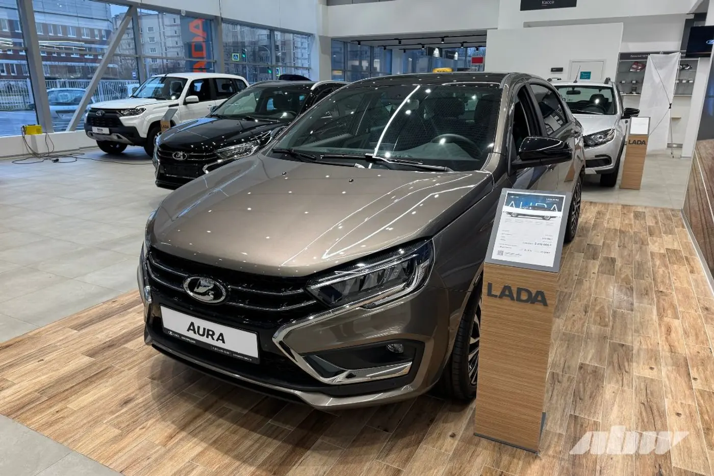 BELGEE, Geely и LADA – сравнили цены в России и Беларуси