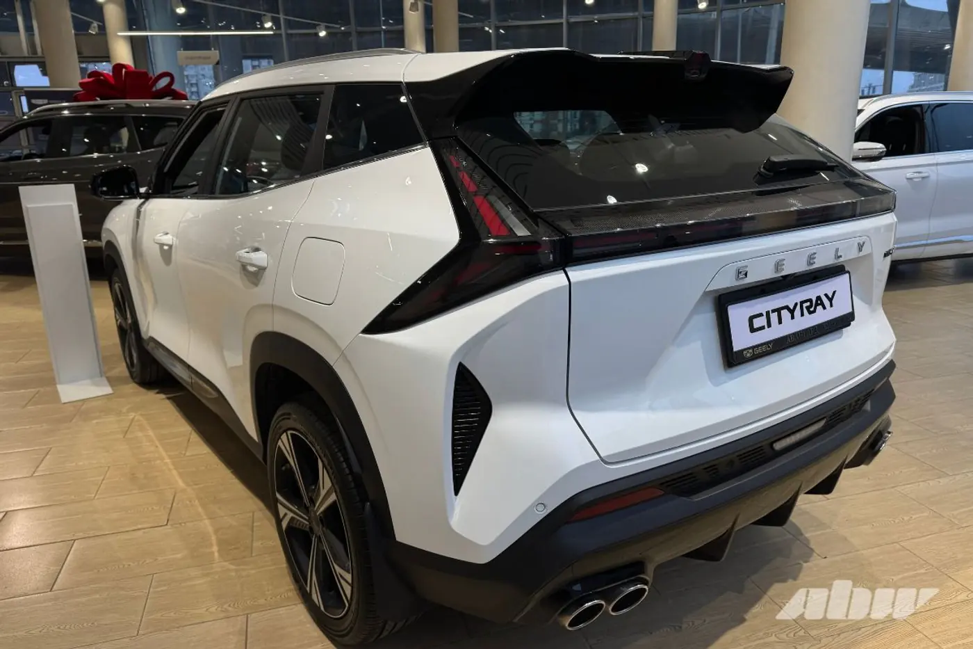 BELGEE, Geely и LADA – сравнили цены в России и Беларуси
