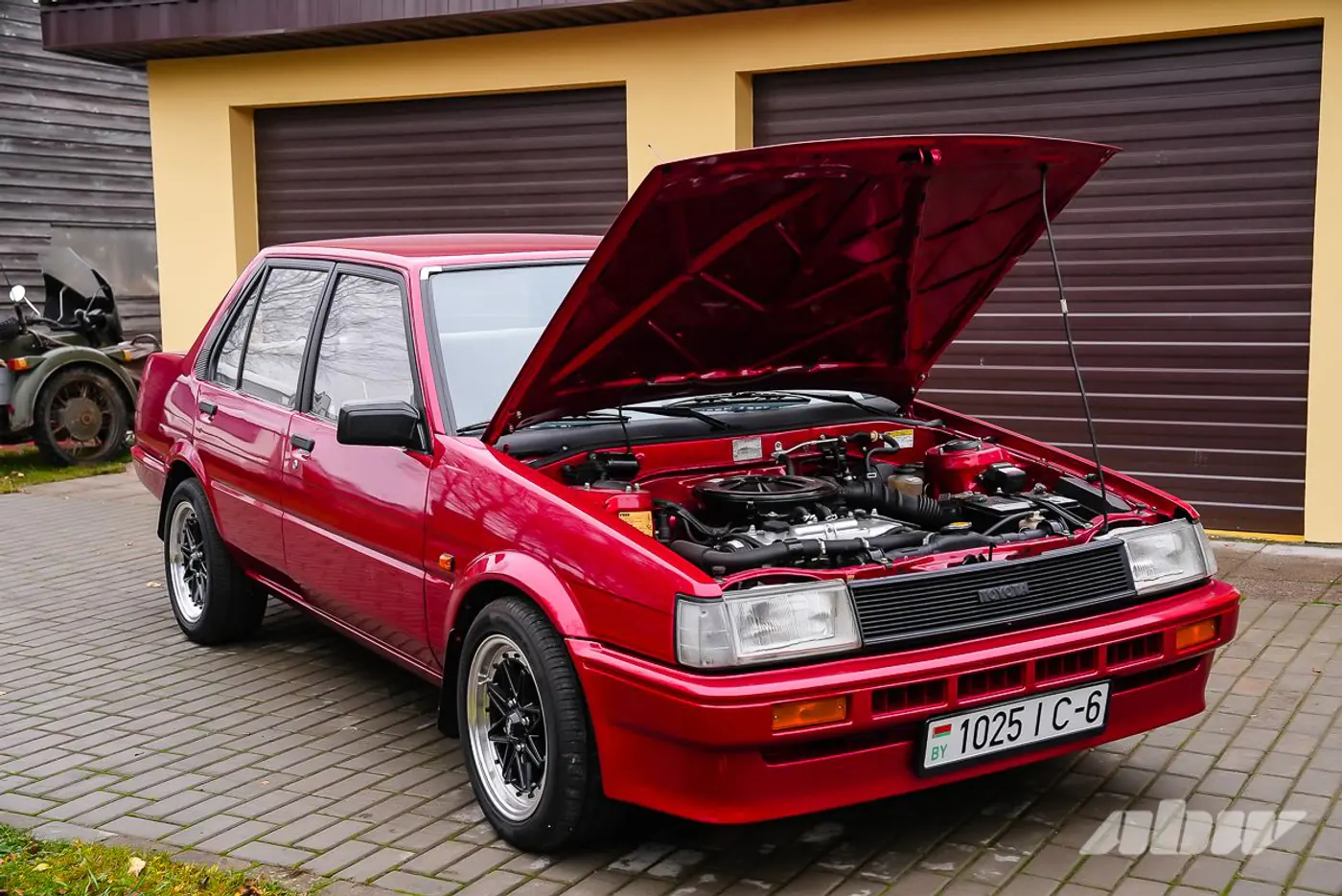 Душевная история от счастливого отца: как сын восстановил Toyota Corolla 1984 года