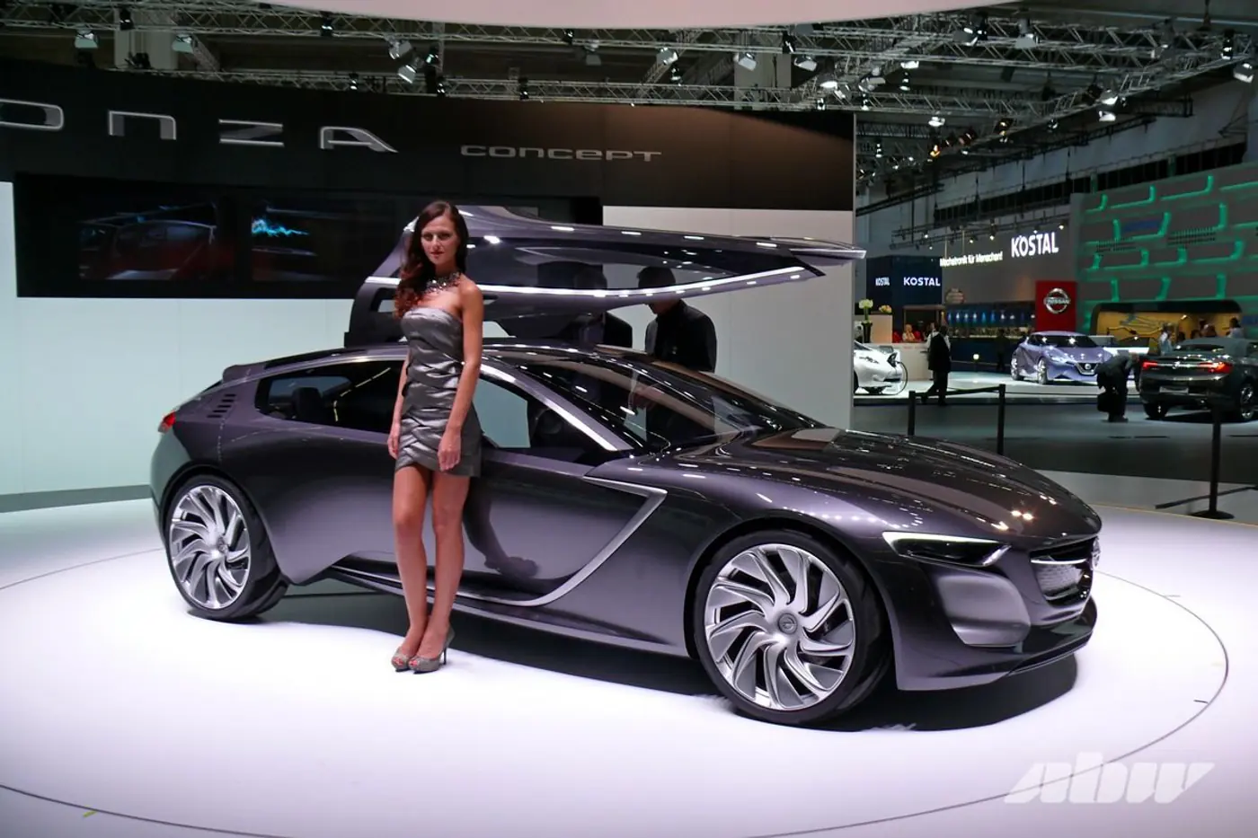 Нескучные Opel: вспоминаем самые смелые концепты марки