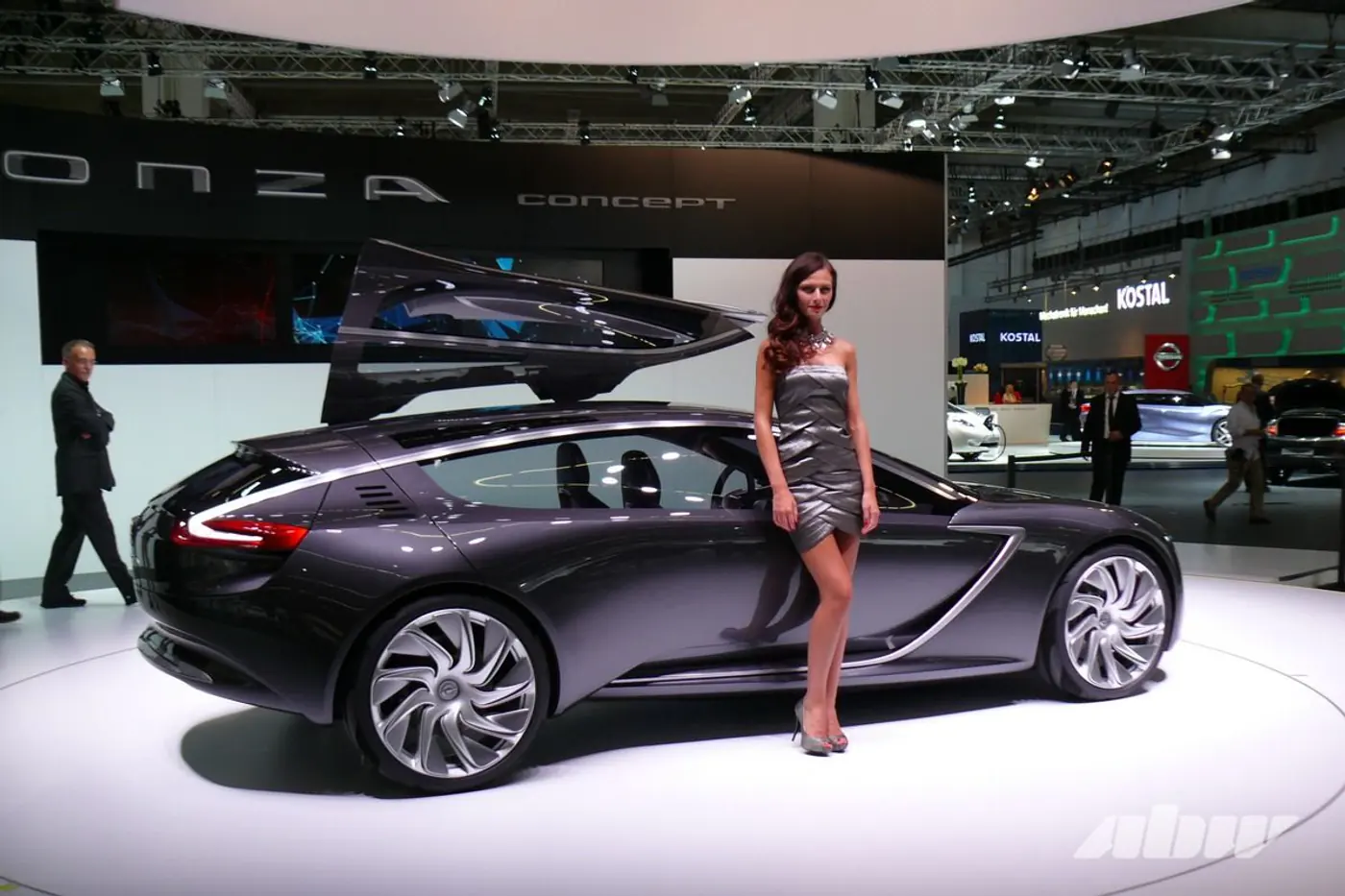 Нескучные Opel: вспоминаем самые смелые концепты марки