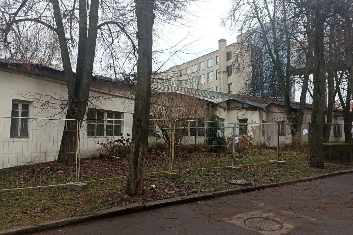 В центре Минска сносят довоенные гаражи