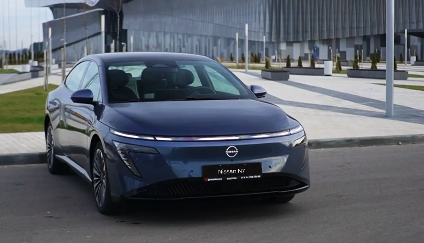 Нашумевший электромобиль Nissan стал дешевле: белорусский автоцентр готов к ажиотажу