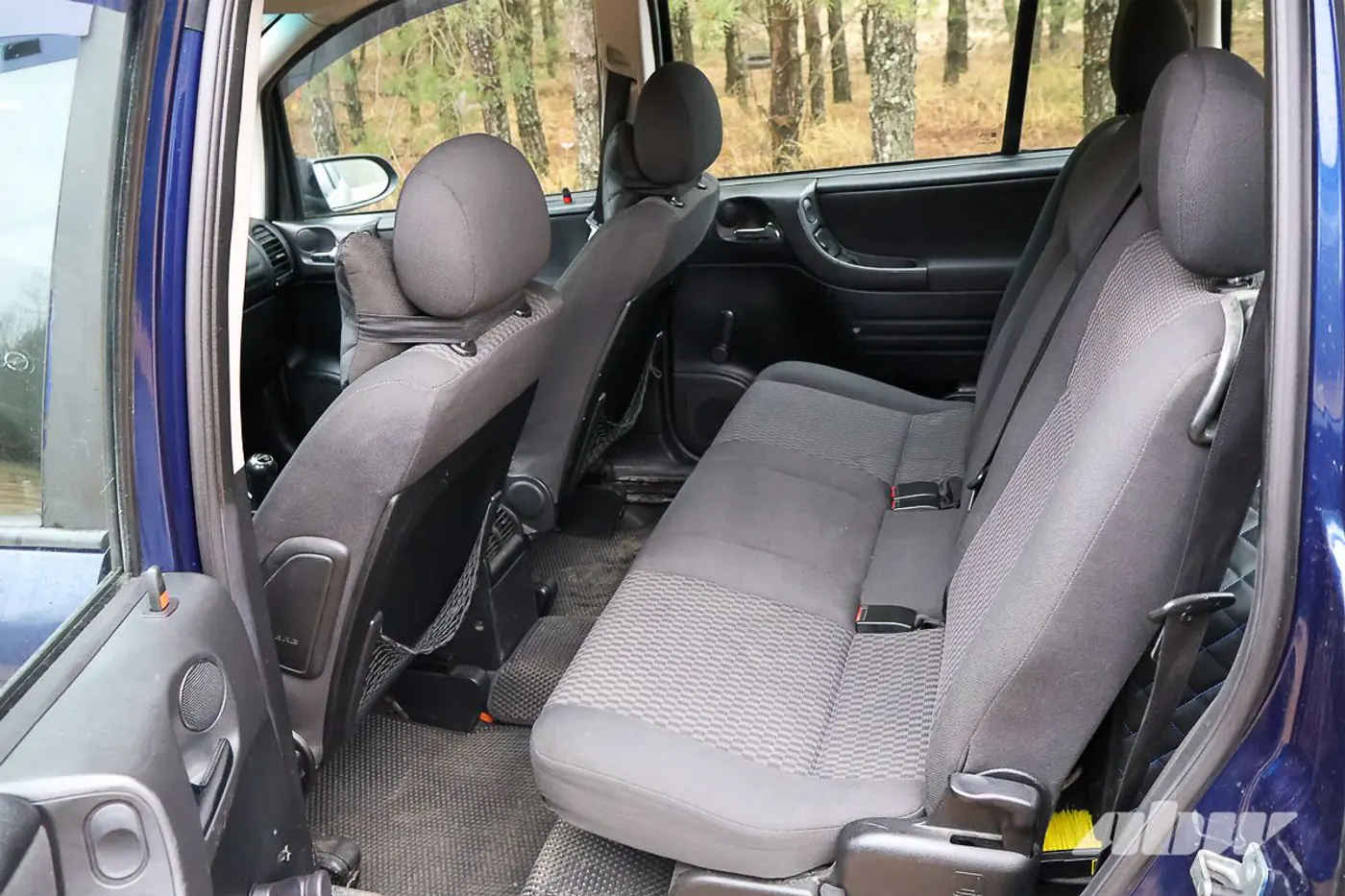 «Сложил задний ряд – и в нее полквартиры влезло»: мнение владельца Opel Zafira