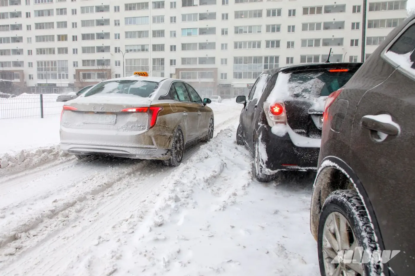«Это мародерство!» МАРТ призвали разобраться с завышением цен в такси