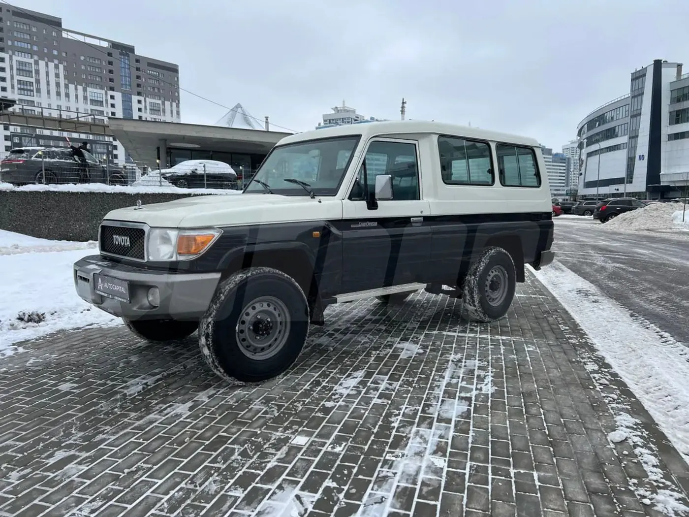 Полный привод решает: выбираем внедорожники для настоящей зимы из базы ABW