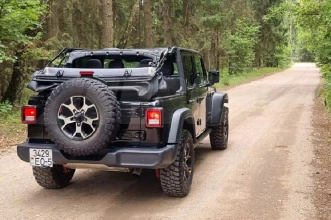 Полный привод решает: выбираем внедорожники для настоящей зимы из базы ABW