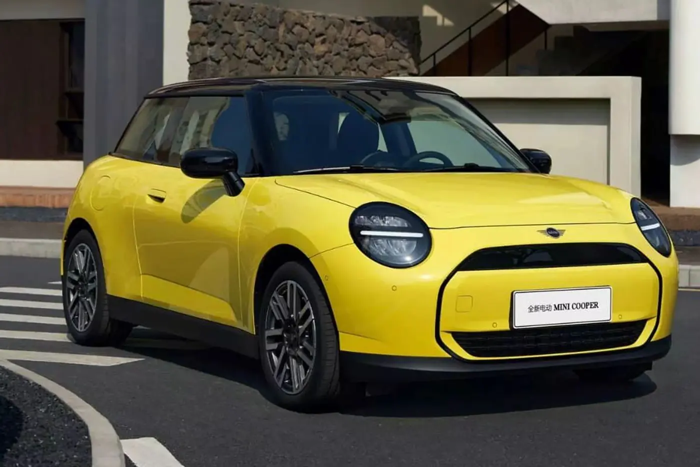 Euro NCAP назвал самые безопасные авто 2025 года: кто в лидерах?