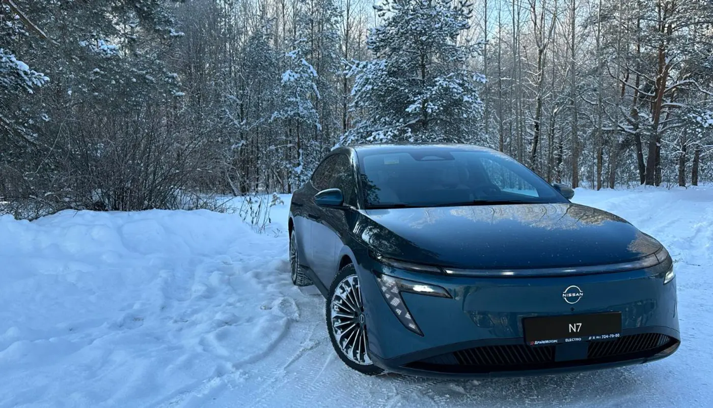 В Беларуси рухнули цены на хайповый автомобиль Nissan. Смотрите, как дешево стало