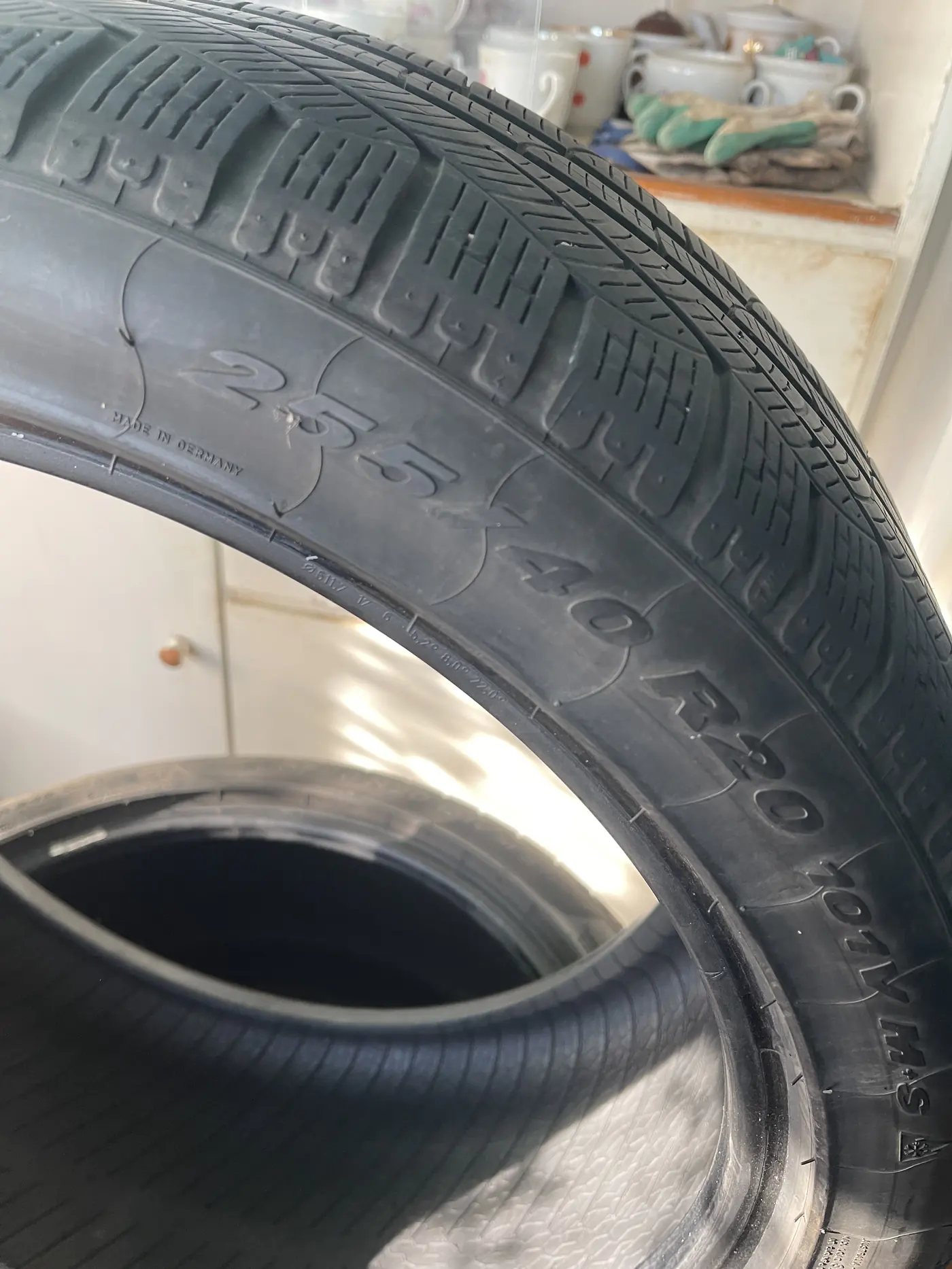 R20 255 35 Pirelli Sottozero