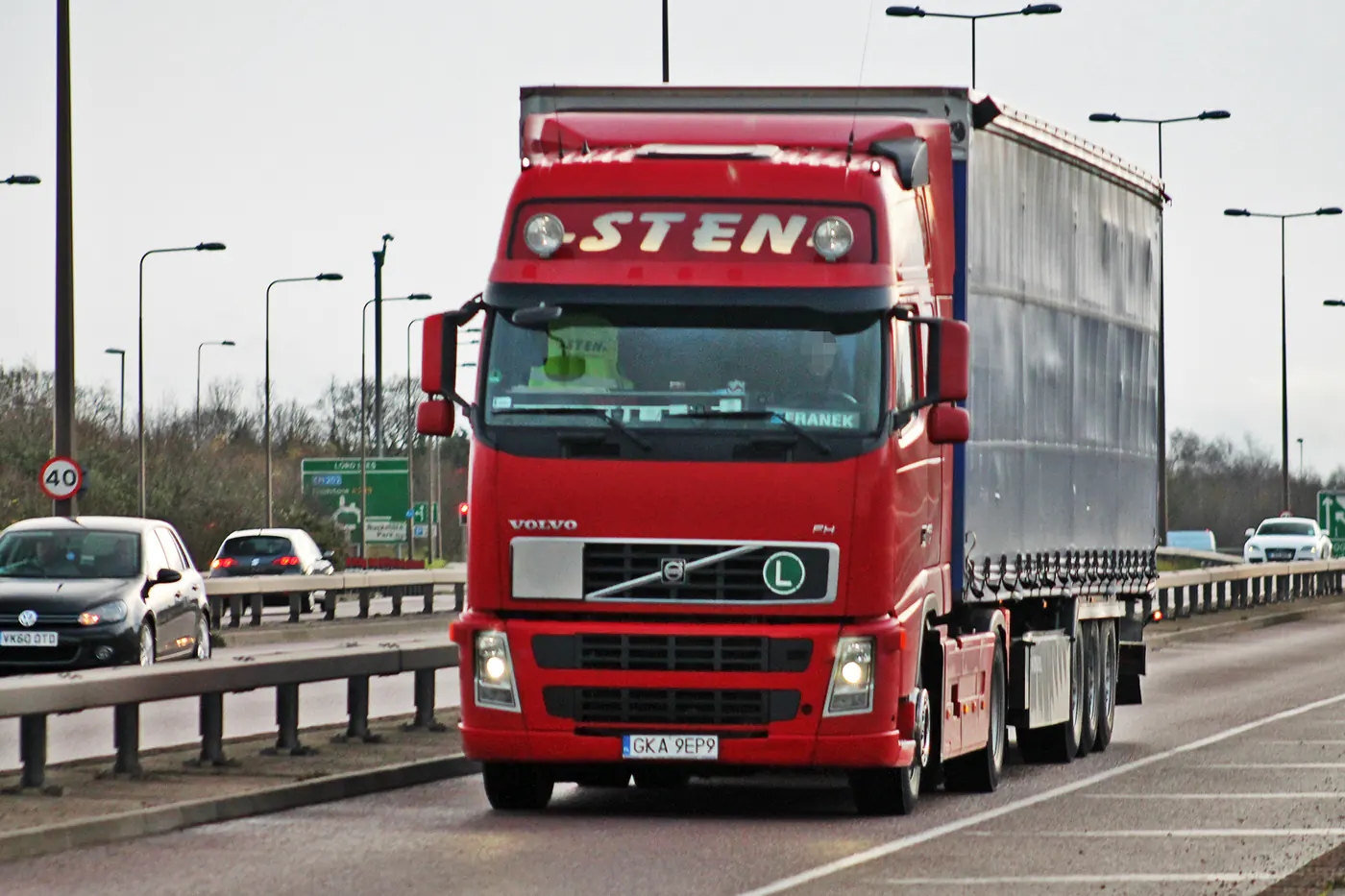 Дальнобой в Польше: зарплаты растут, но недовольство тоже. Итоги опроса водителей
