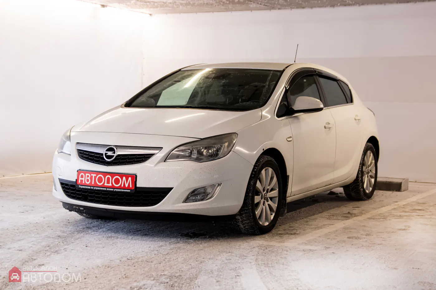 Opel Astra J, 2011