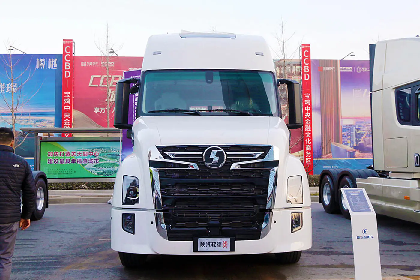 Гонка за статусом: китайские капотные грузовики