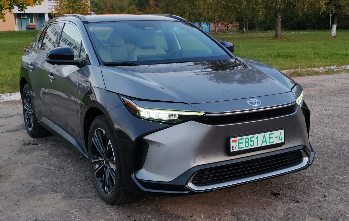 Toyota bZ4X I, 2022