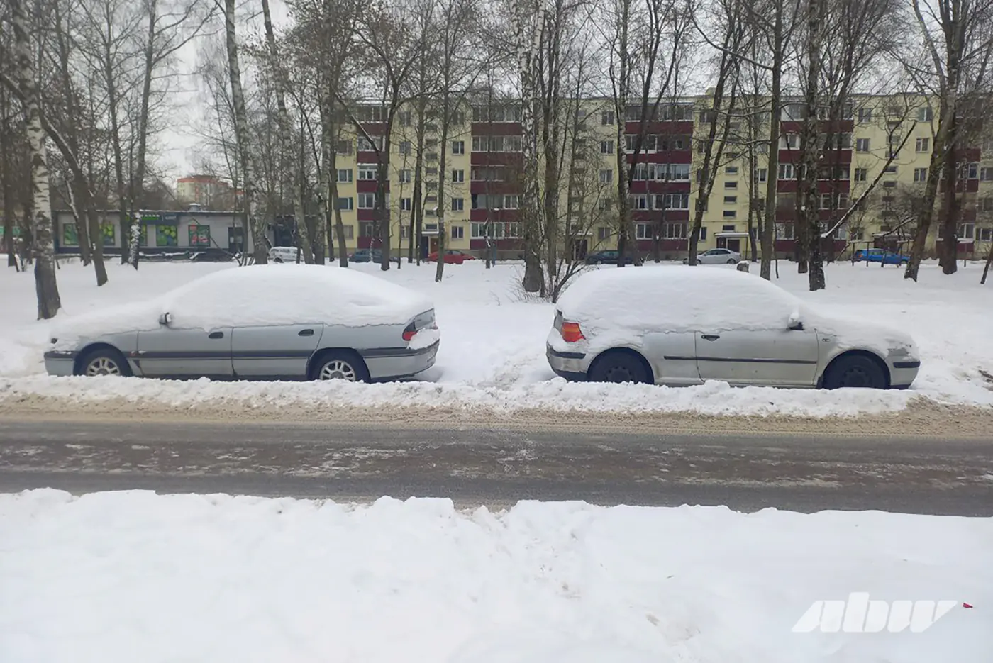 Зимние правила: кто, когда и как должен убирать снег