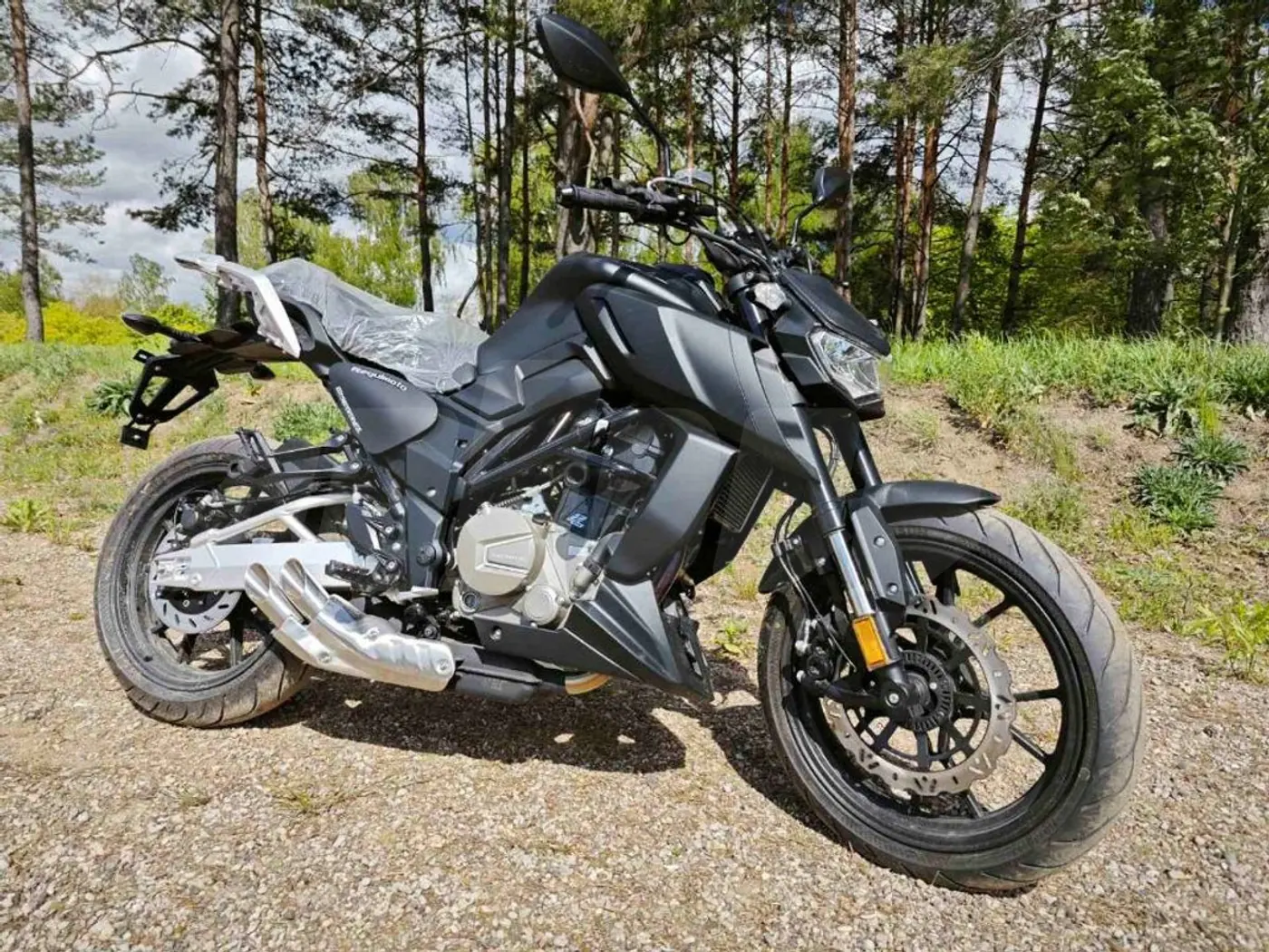 Regulmoto Alien Monster, 2025