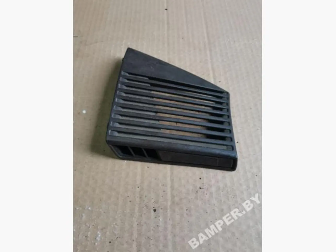 Сетка для динамика к Volkswagen Golf 1987