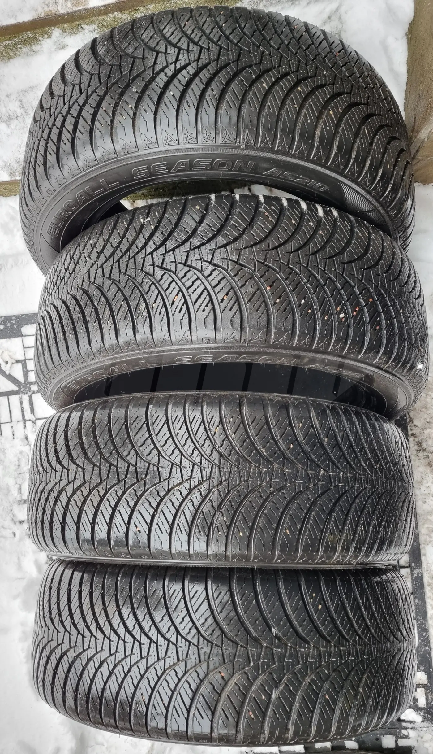 R17 235 55 Falken Eurowinter