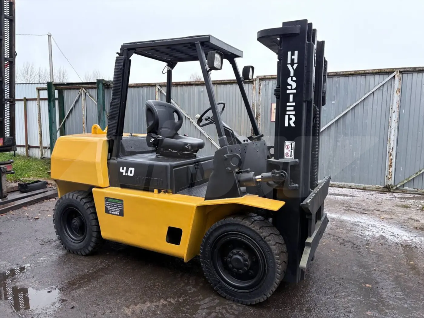 вилочный автопогрузчик Hyster H4.0FT 1999