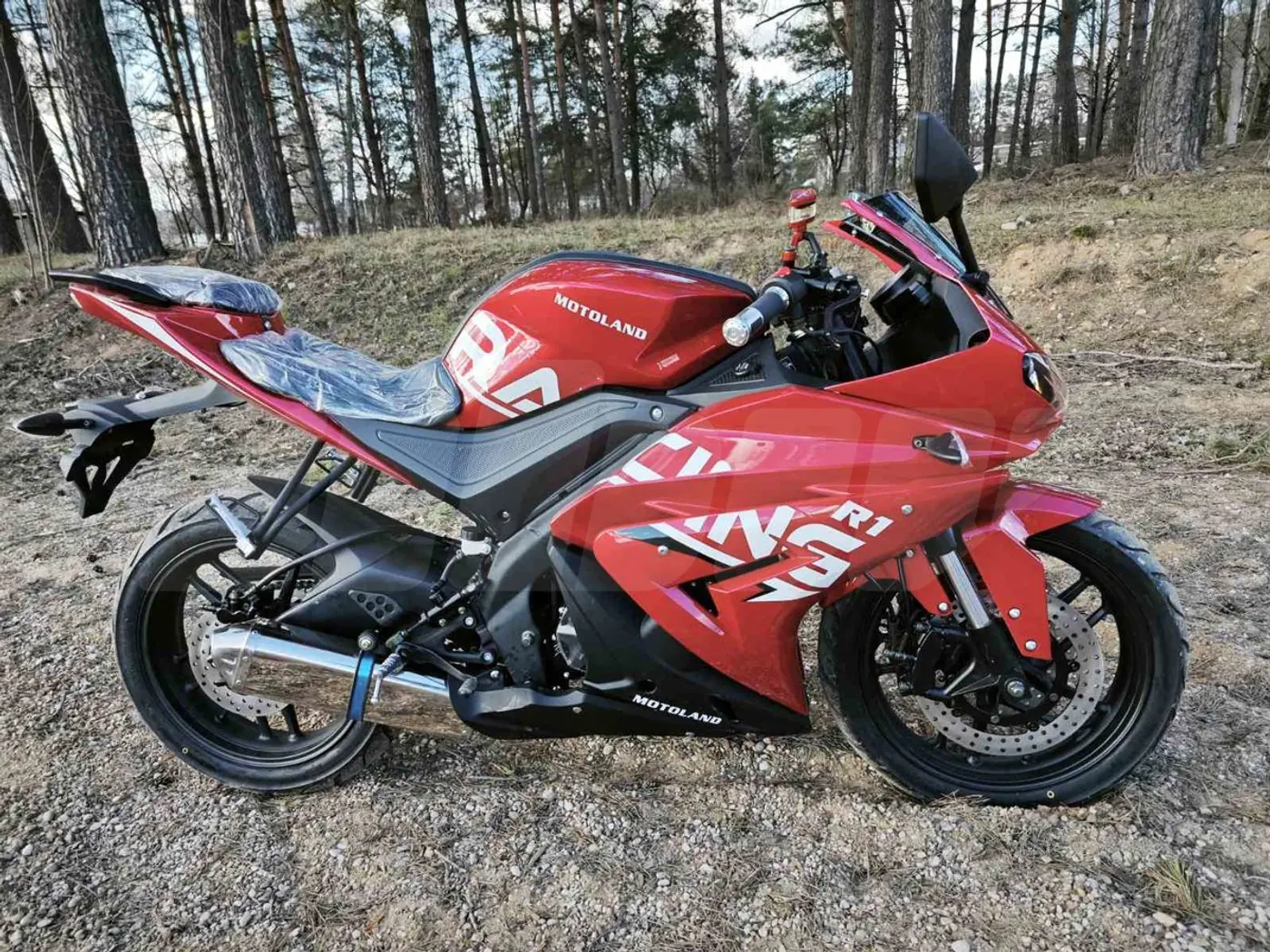 Motoland R1,