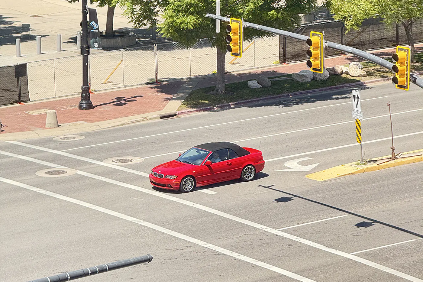 Больше, чем транспорт: истории белорусов о том, как они дарили и получали автомобиль в подарок