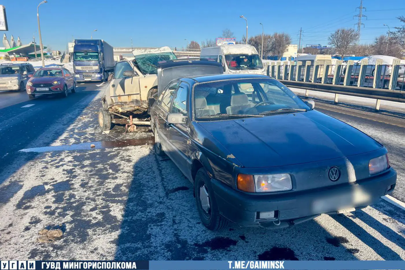 ДТП на МКАД: водитель вышел из авто и пострадал при наезде Audi