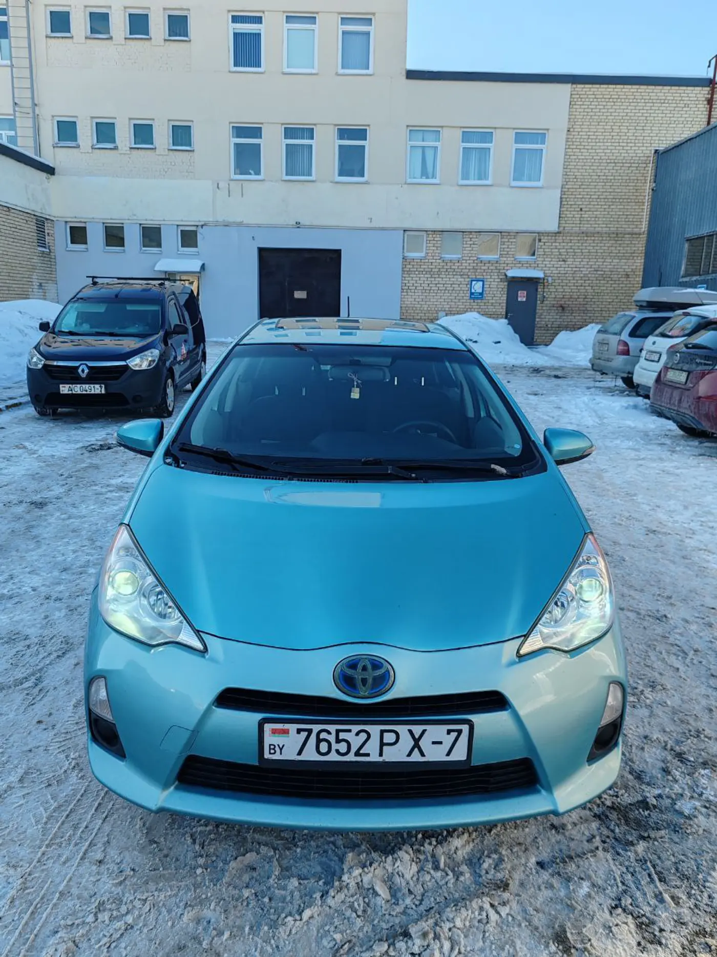 Toyota Prius c I, 2014