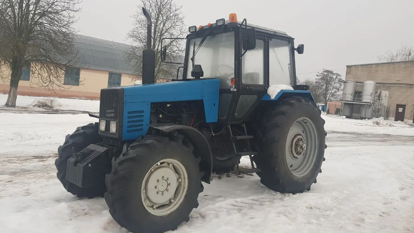 колесный трактор МТЗ (BELARUS) 1221 2005