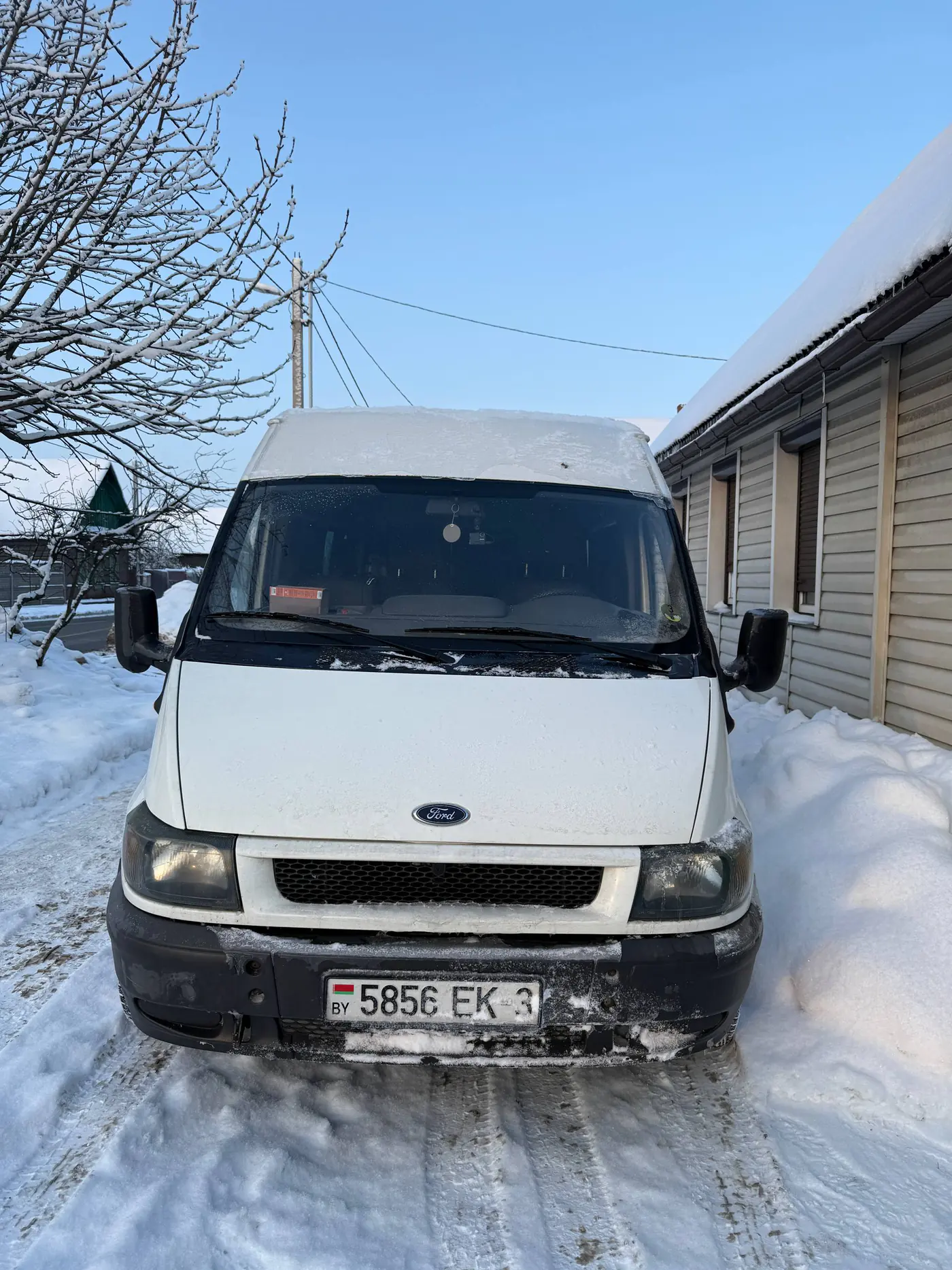 Ford Transit 2000