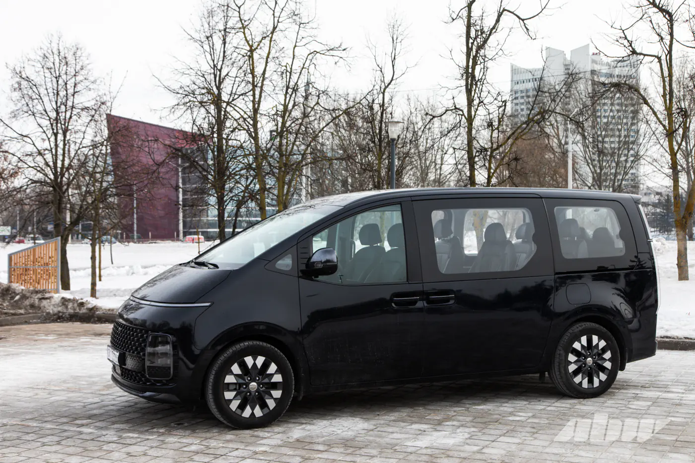 Газовый гигант: секонд-тест Hyundai Staria LPG