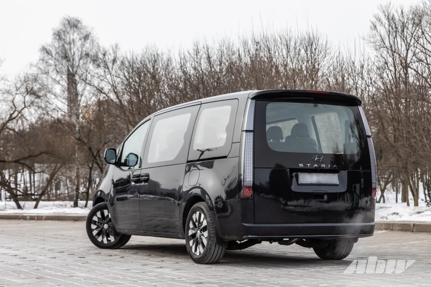 Газовый гигант: секонд-тест Hyundai Staria LPG