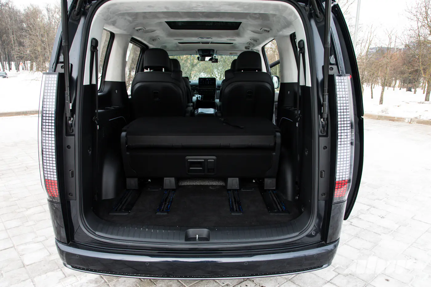 Газовый гигант: секонд-тест Hyundai Staria LPG