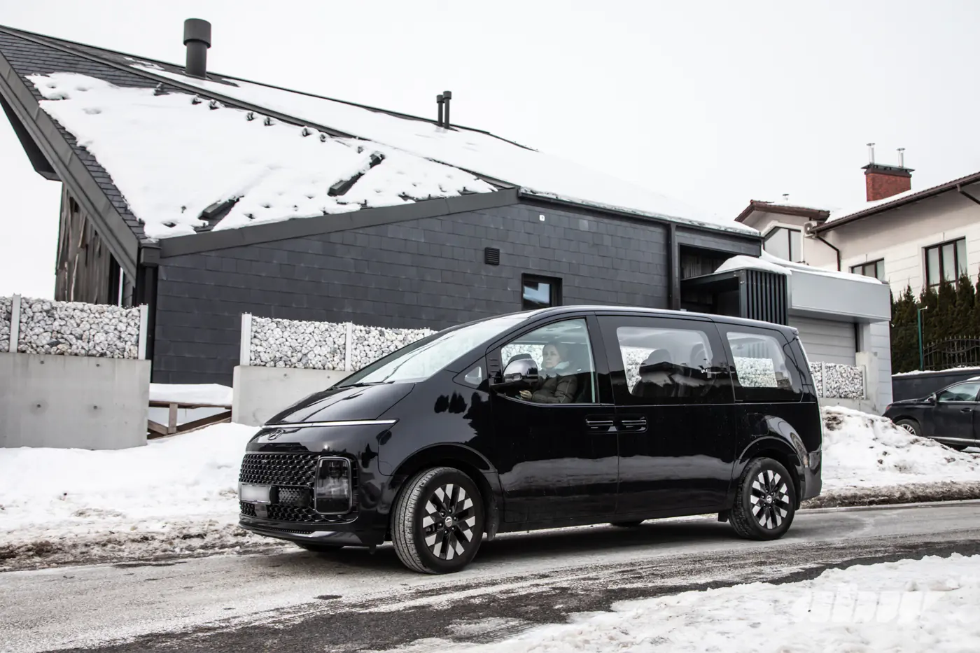 Газовый гигант: секонд-тест Hyundai Staria LPG