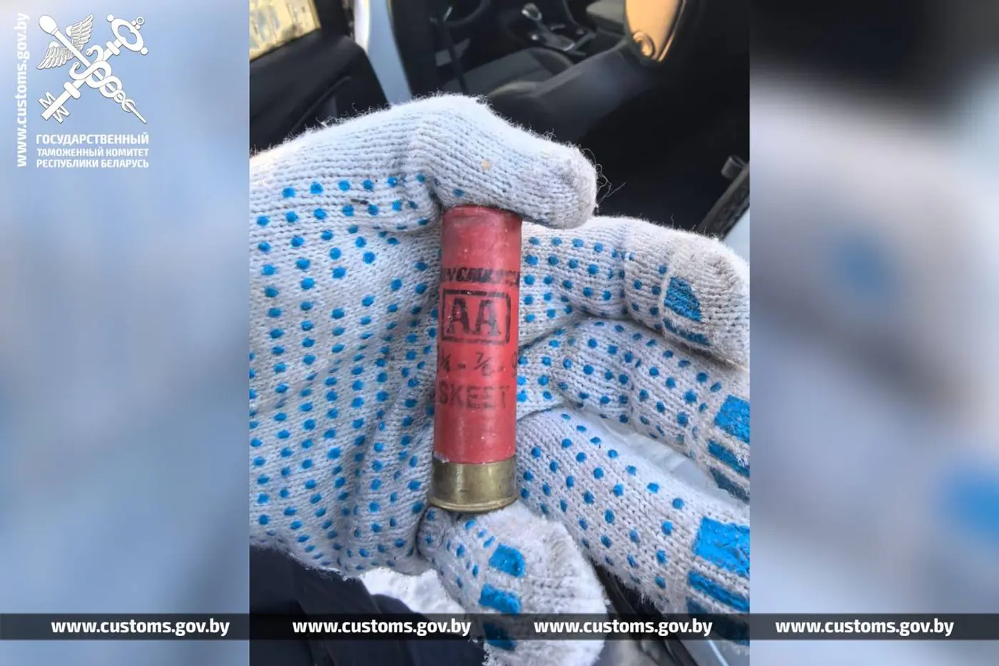 В «Колядичи» на автовозе прибыл автомобиль с сюрпризом